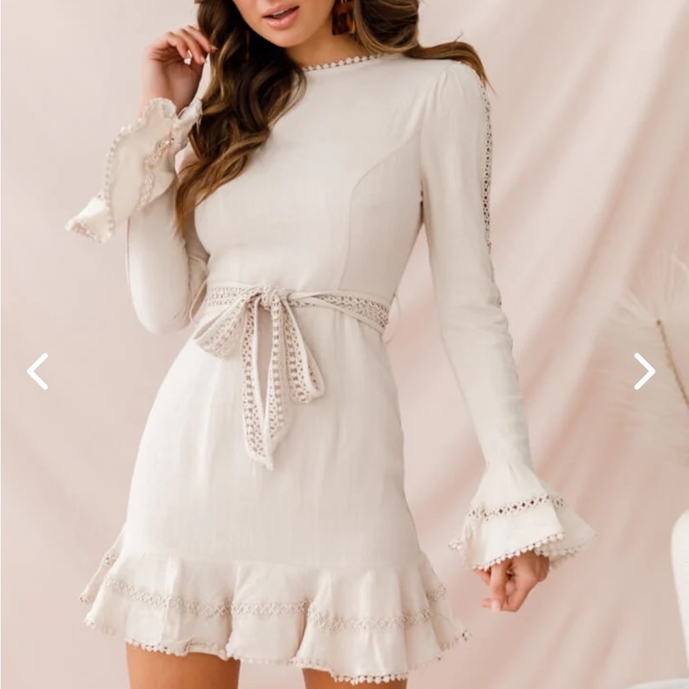 SELFIE LESLIE Aspley Flare Cuff Waist Tie mini dress (never worn)